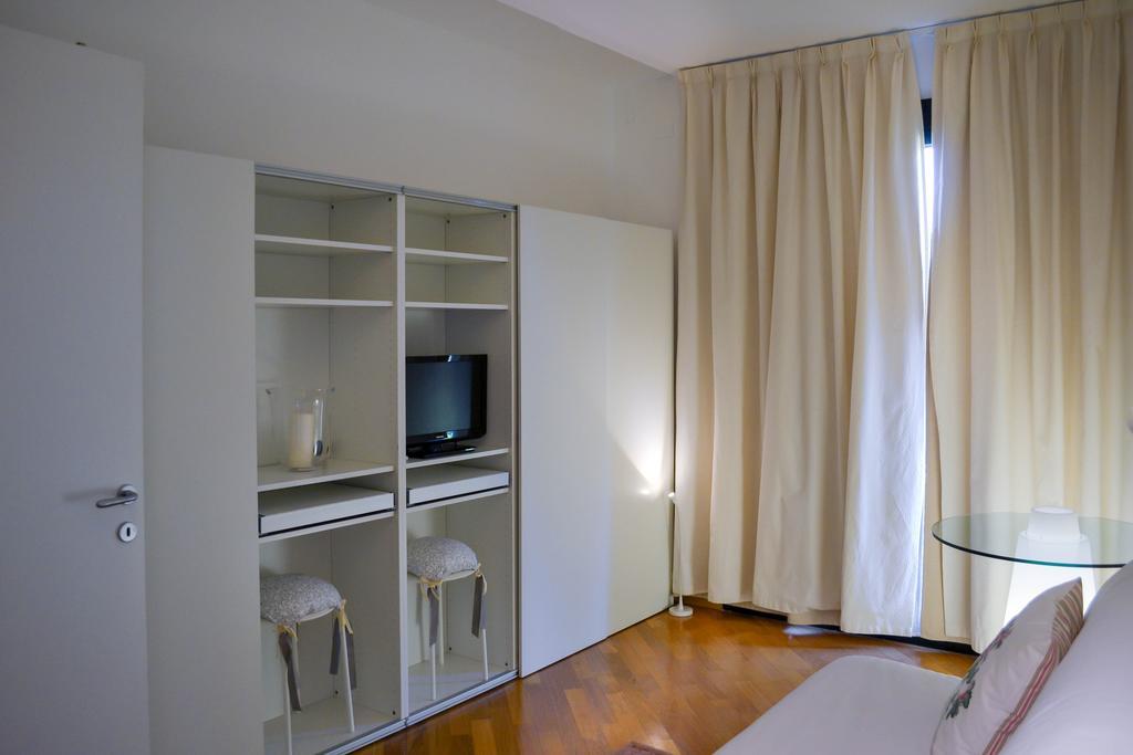 サン・ドナート・ミラネーゼ Alla Dimora Dei Cedri Bed & Breakfast 部屋 写真